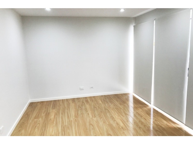 118B Shearwater Drive, Lake Heights NSW 2502