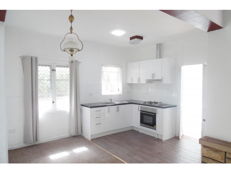 234 Gladstone Avenue, Mount Saint Thomas NSW 2500