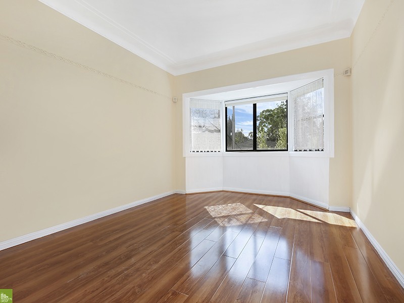 137 The Avenue, Mount Saint Thomas NSW 2500