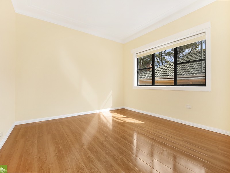 137 The Avenue, Mount Saint Thomas NSW 2500