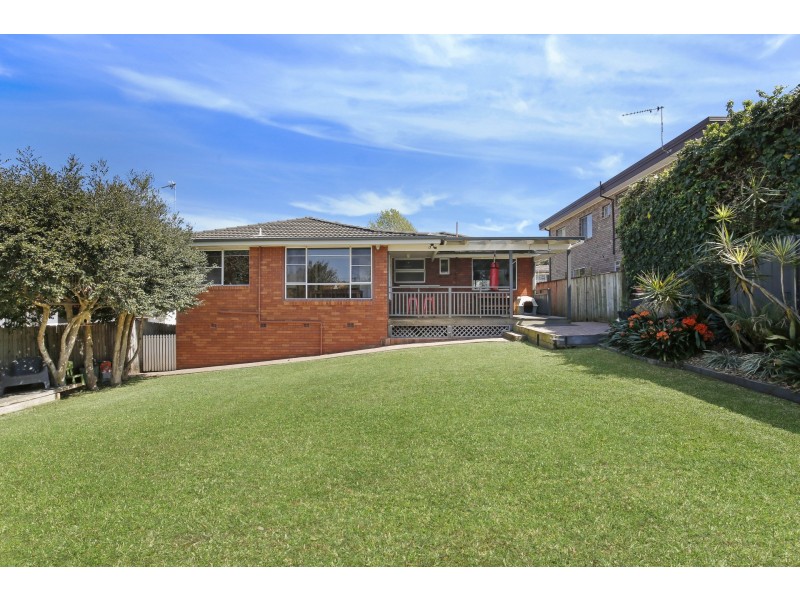 17 Koloona Avenue, Figtree NSW 2525