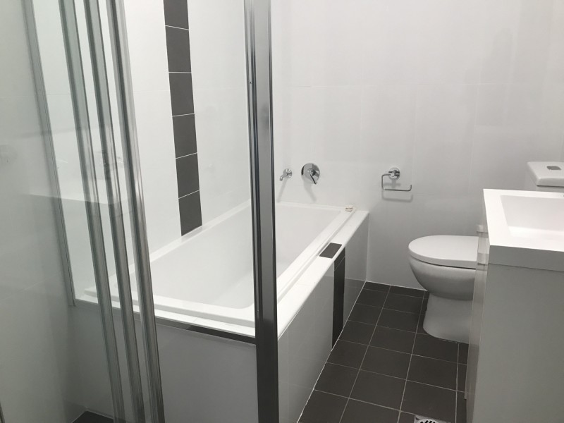 4/121-125 Lake Entrance Road, Barrack Heights NSW 2528