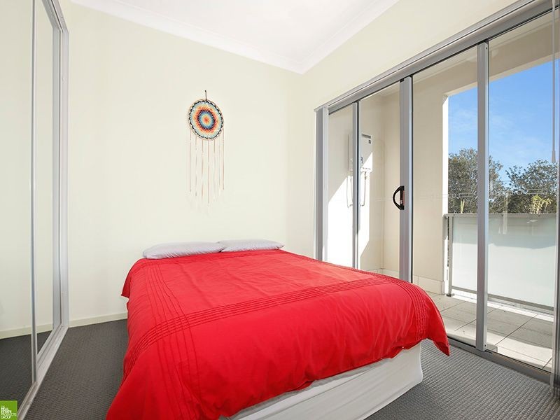 4/125 Lake Entrance Road, Barrack Heights NSW 2528