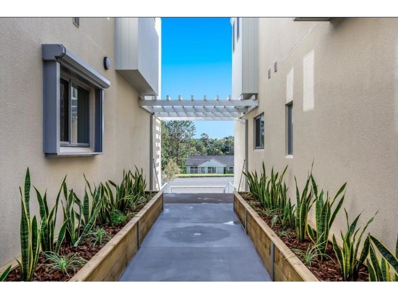 4/125 Lake Entrance Road, Barrack Heights NSW 2528