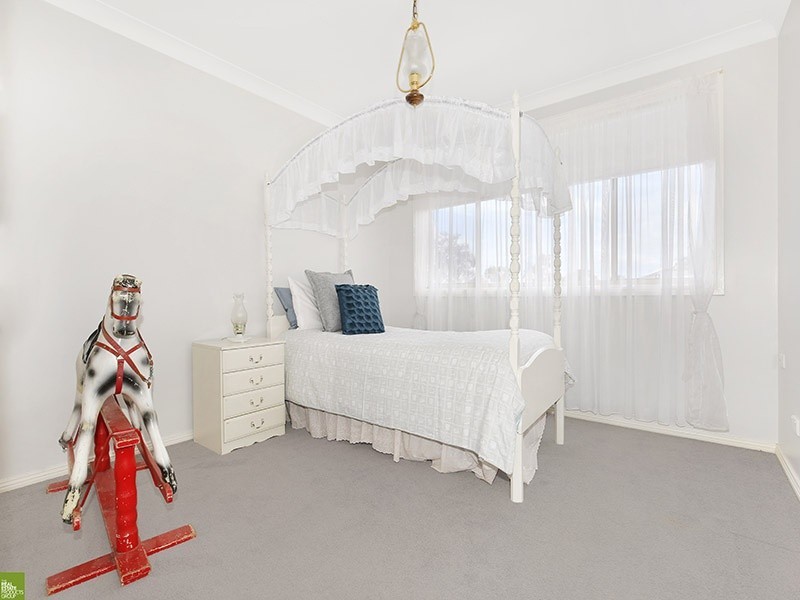 80 Booreea Boulevard, Cordeaux Heights NSW 2526