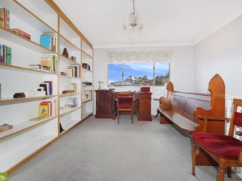 80 Booreea Boulevard, Cordeaux Heights NSW 2526