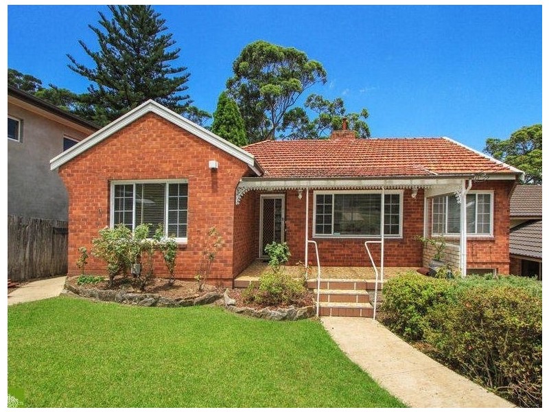 11 Walter Street, Mangerton NSW 2500