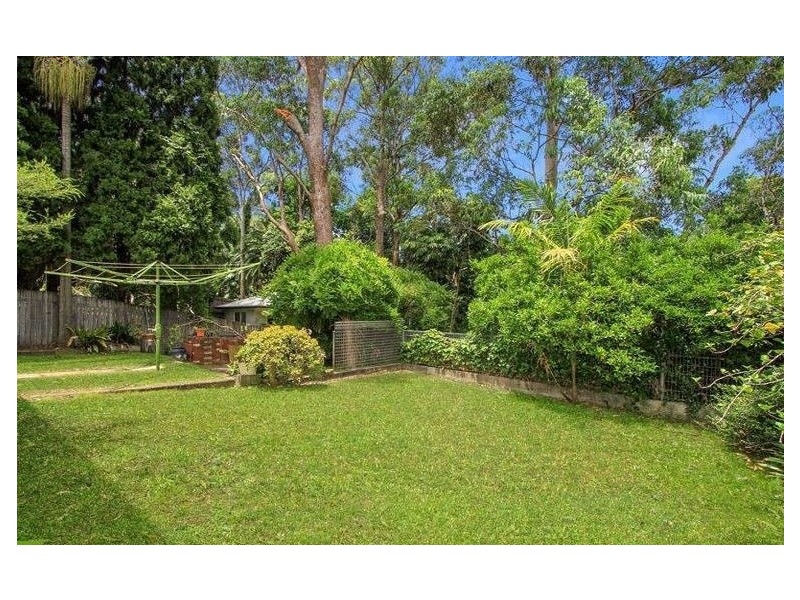 11 Walter Street, Mangerton NSW 2500