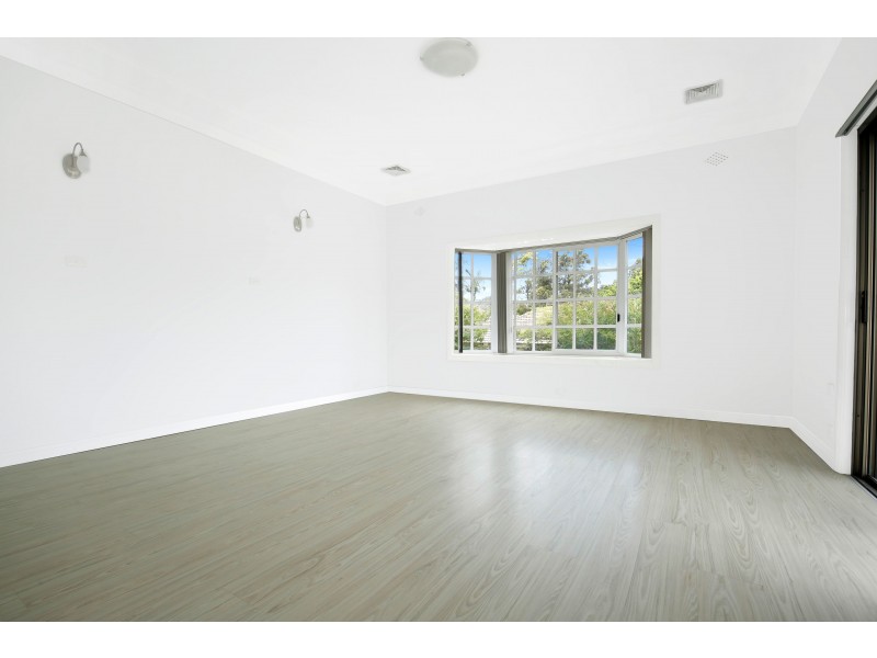 69 St Johns Avenue, Mangerton NSW 2500