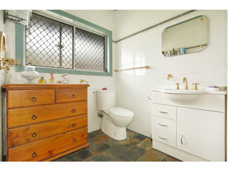 3 Fairy Avenue, Fairy Meadow NSW 2519