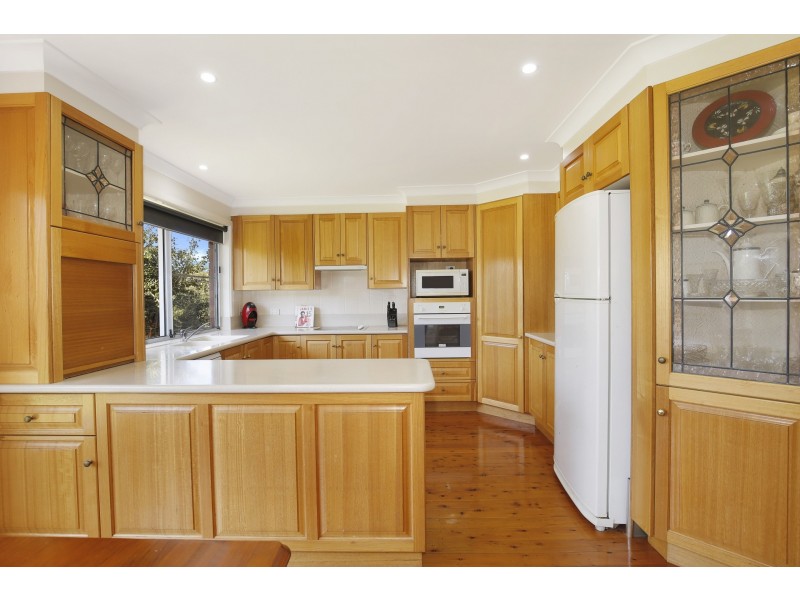 17 Koloona Avenue, Figtree NSW 2525