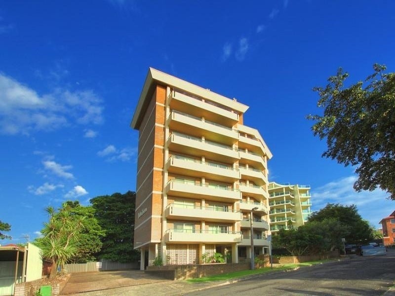 18/2 Wilson Street, Wollongong NSW 2500