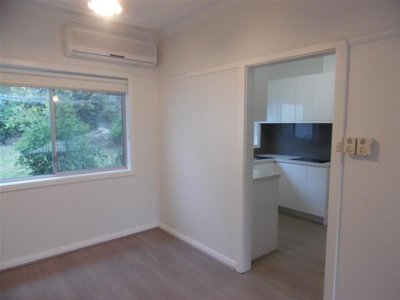 24 Mcarthur Parade, Mangerton NSW 2500