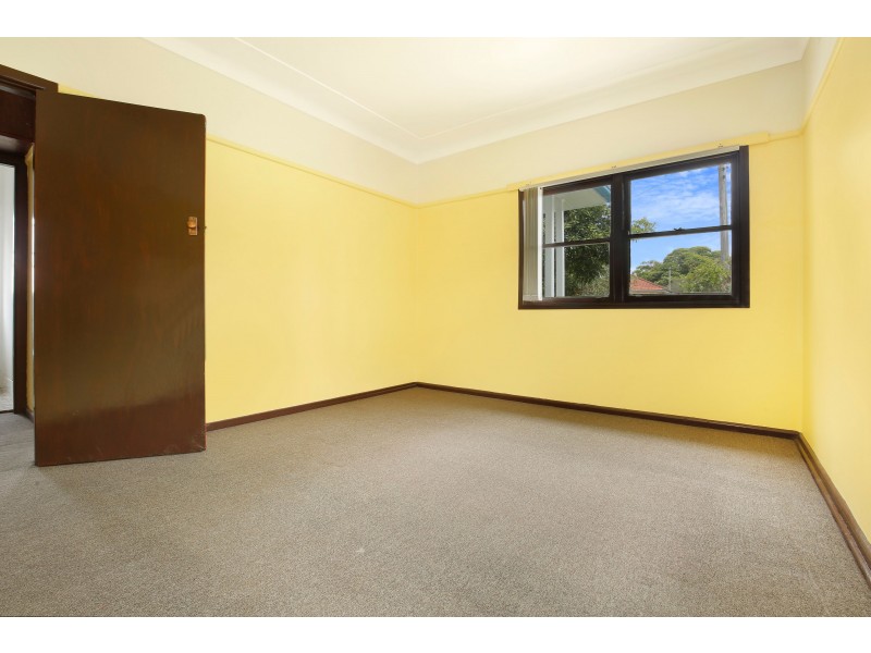 9 Hickman Street, Mount Saint Thomas NSW 2500