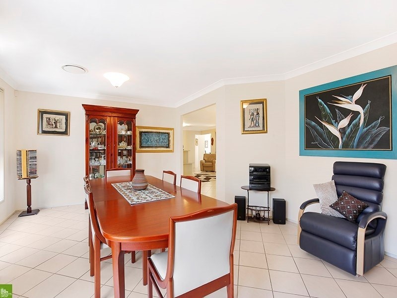 6 Musgrave Place, Figtree NSW 2525