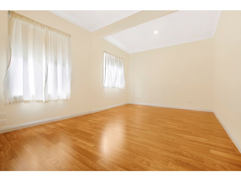 119 The Avenue, Mount Saint Thomas NSW 2500