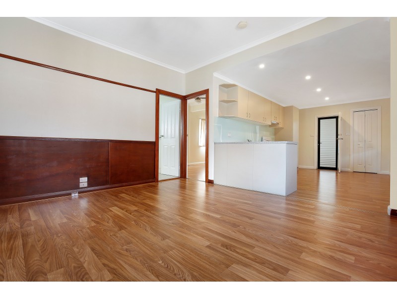 119 The Avenue, Mount Saint Thomas NSW 2500
