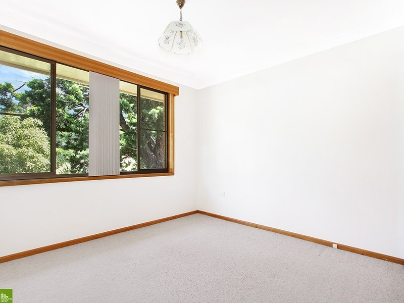 27 Edmund Avenue, Figtree NSW 2525