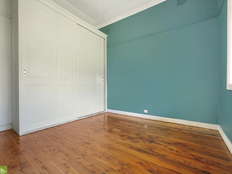 19 Prospect Street, Mount Saint Thomas NSW 2500