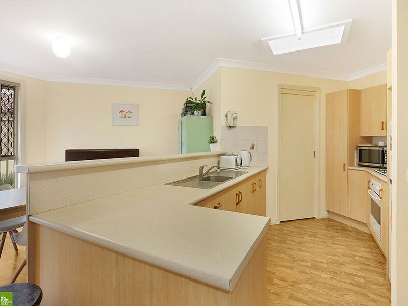 2/32 Cachia Bvd, Horsley NSW 2530