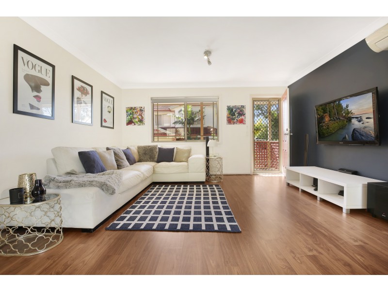 10/82 Daintree Drive, Albion Park NSW 2527