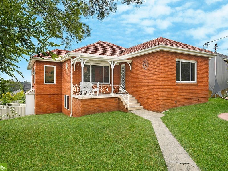 2 Edmund Avenue, Figtree NSW 2525