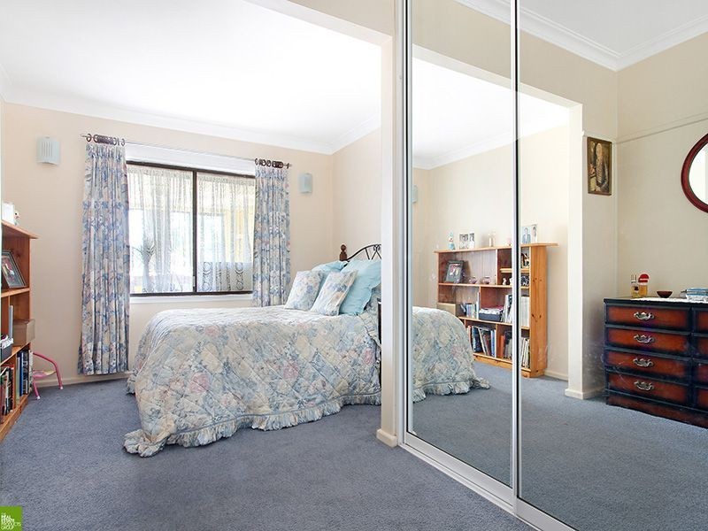 27 Tallawong Crescent, Dapto NSW 2530