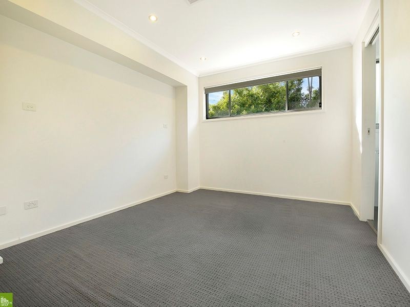 2/26 Railway Crescent, North Wollongong NSW 2500