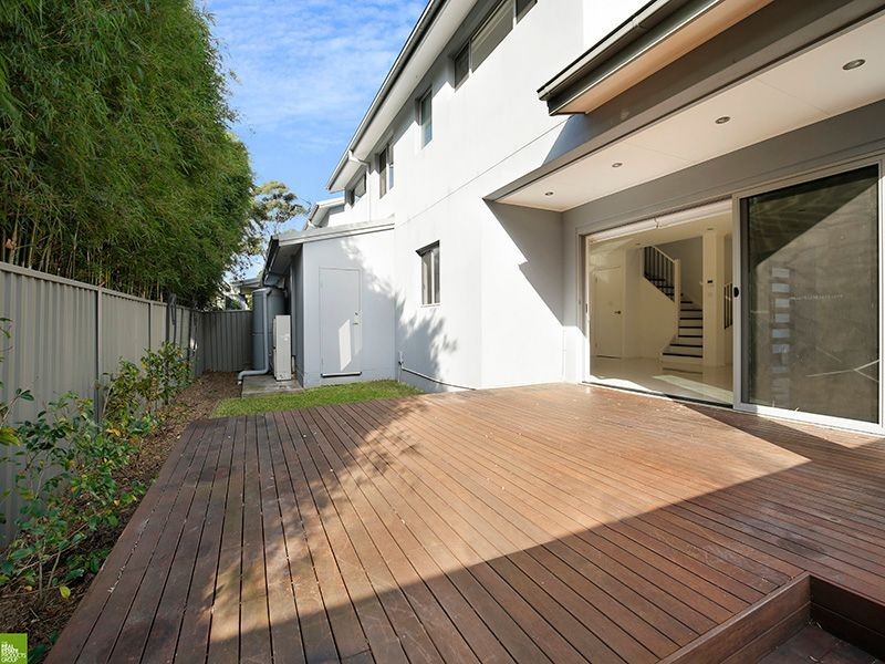 2/26 Railway Crescent, North Wollongong NSW 2500