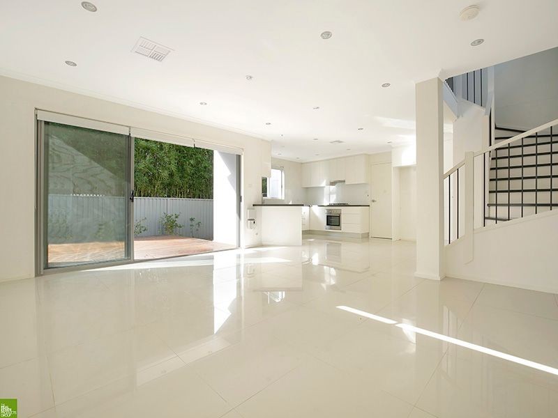 2/26 Railway Crescent, North Wollongong NSW 2500