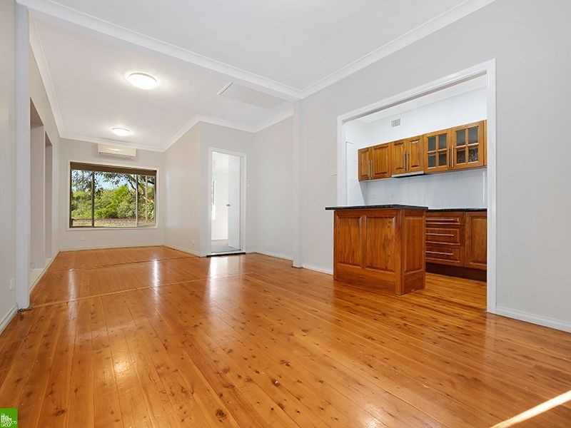 133 Gladstone Avenue, Coniston NSW 2500