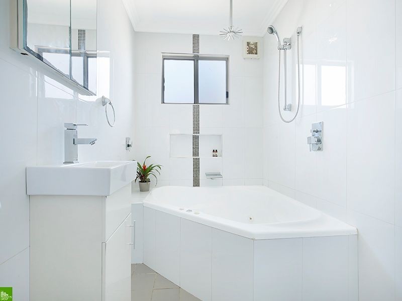 117 The Avenue, Mount Saint Thomas NSW 2500