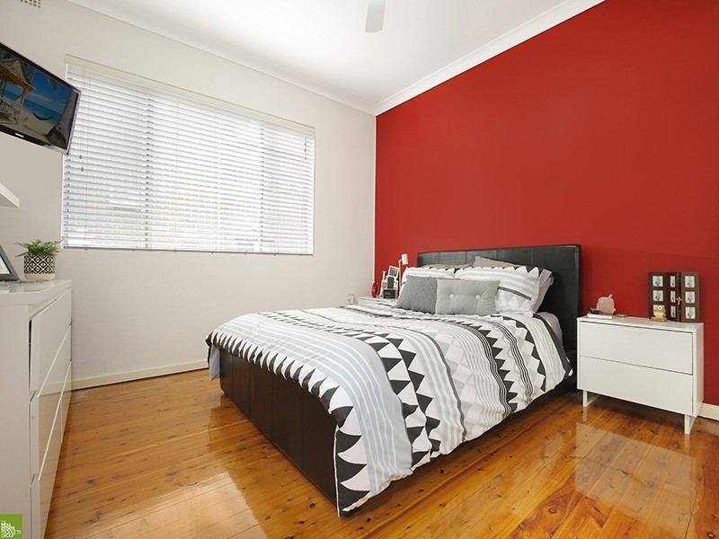 2/5 Gilmore Street, West Wollongong NSW 2500