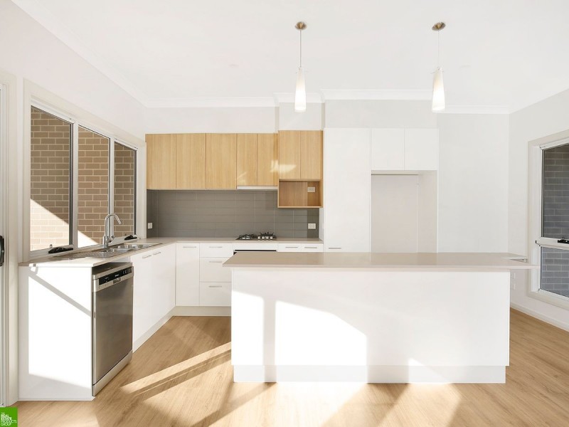 2/2a Cordeaux Road, Figtree NSW 2525