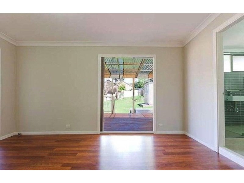 8 Payne Street, Mangerton NSW 2500