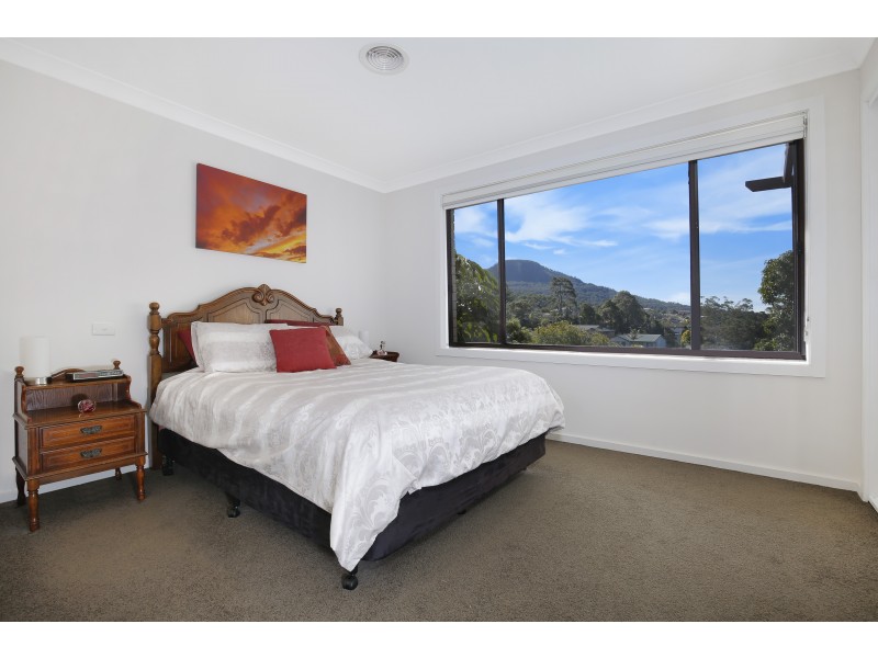 8 Kerrawah Avenue, Figtree NSW 2525