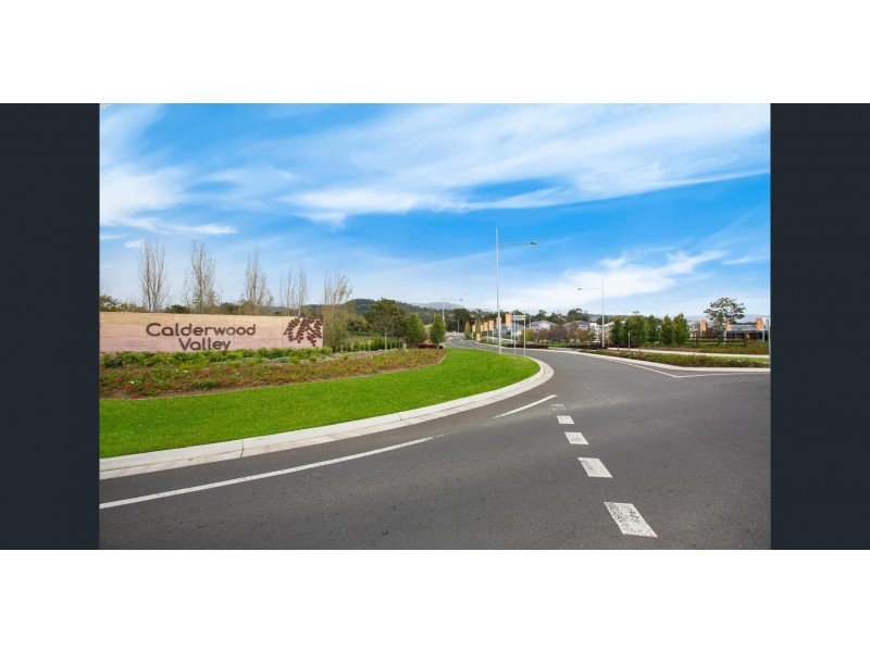 1 McNiven Close, Calderwood NSW 2527