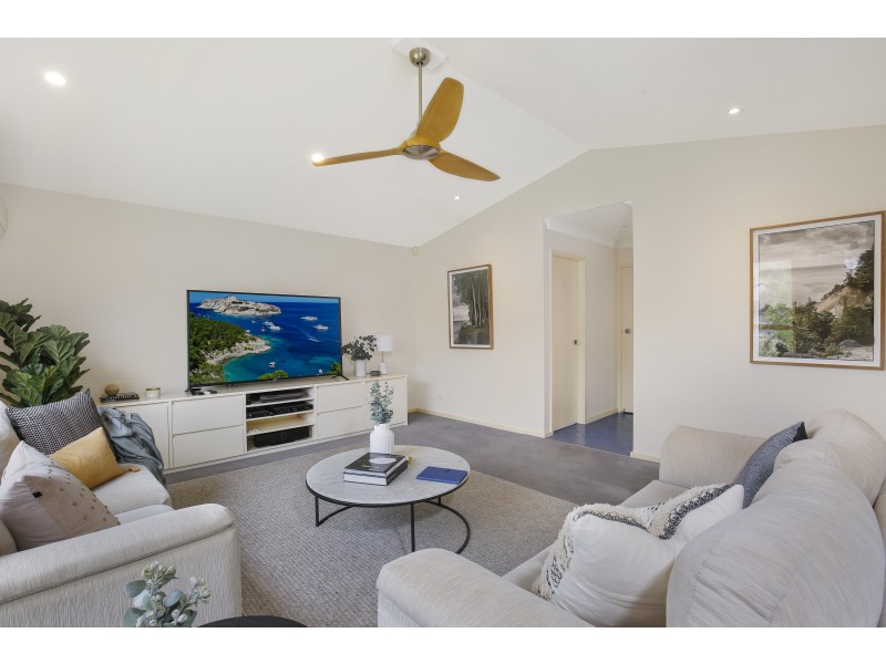 3 The Saddle, Cordeaux Heights NSW 2526