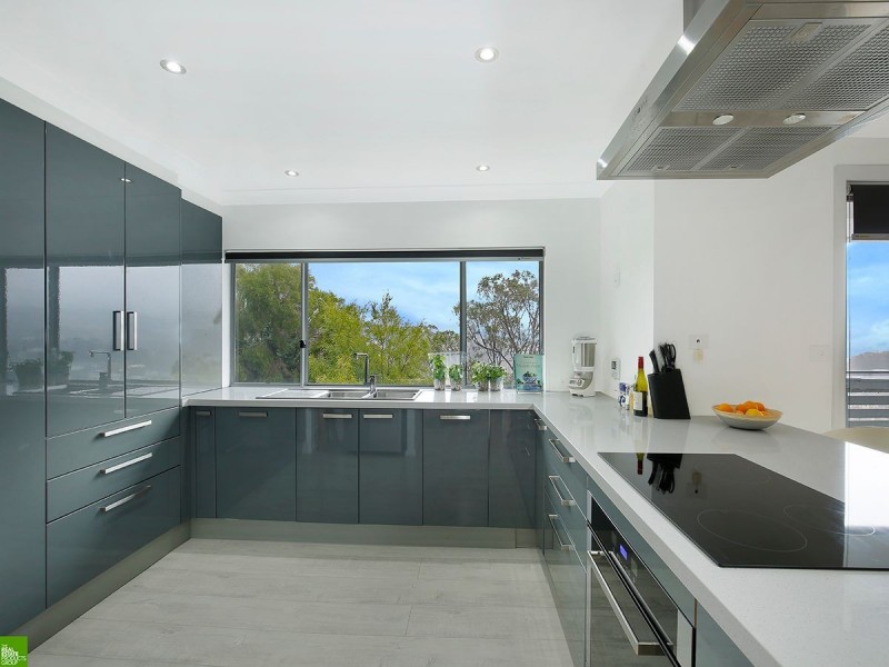 49 Springfield Avenue, Figtree NSW 2525