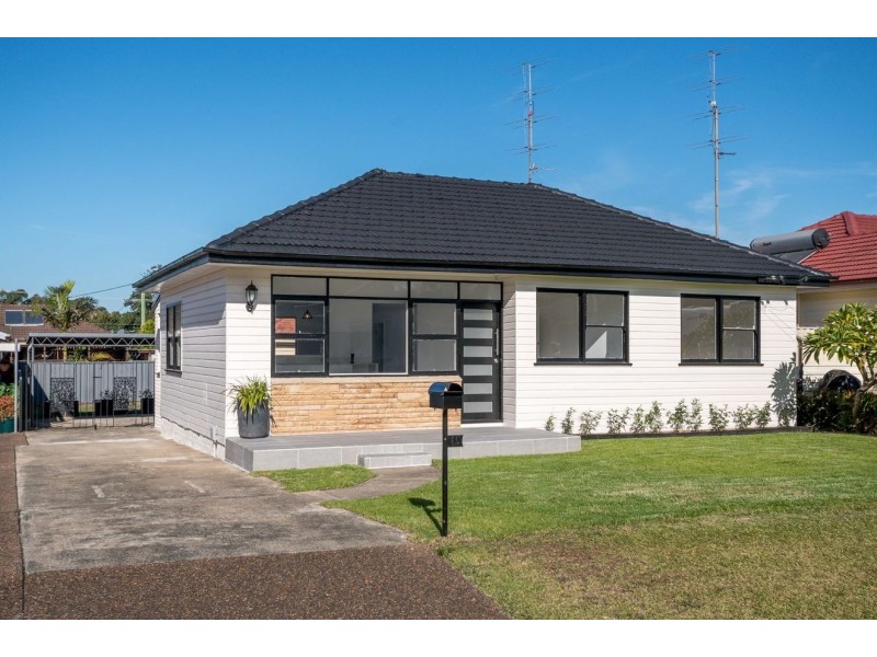 15 Oxford Road, Dapto NSW 2530