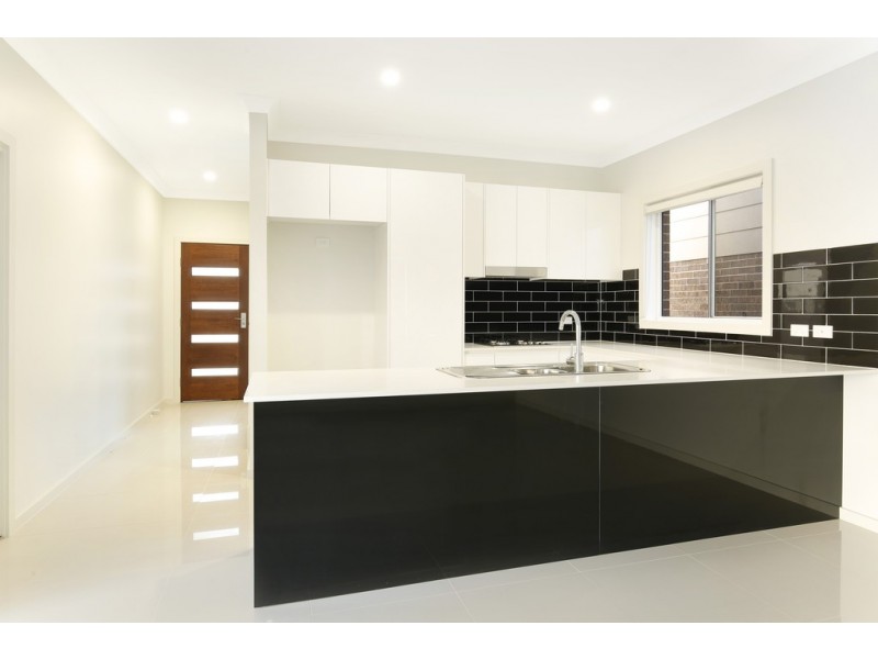 20 Vivian Street, Kembla Grange NSW 2526