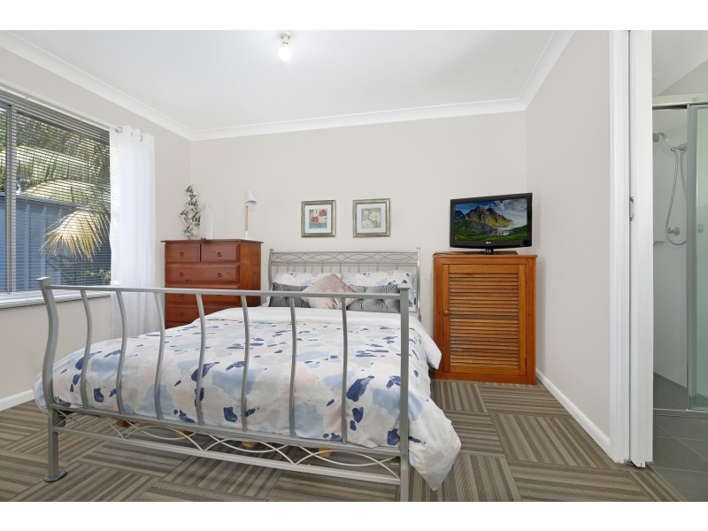 58 Brendon Avenue, Farmborough Heights NSW 2526