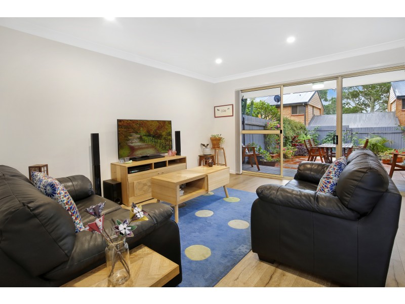 11/4 Fisher Street, West Wollongong NSW 2500