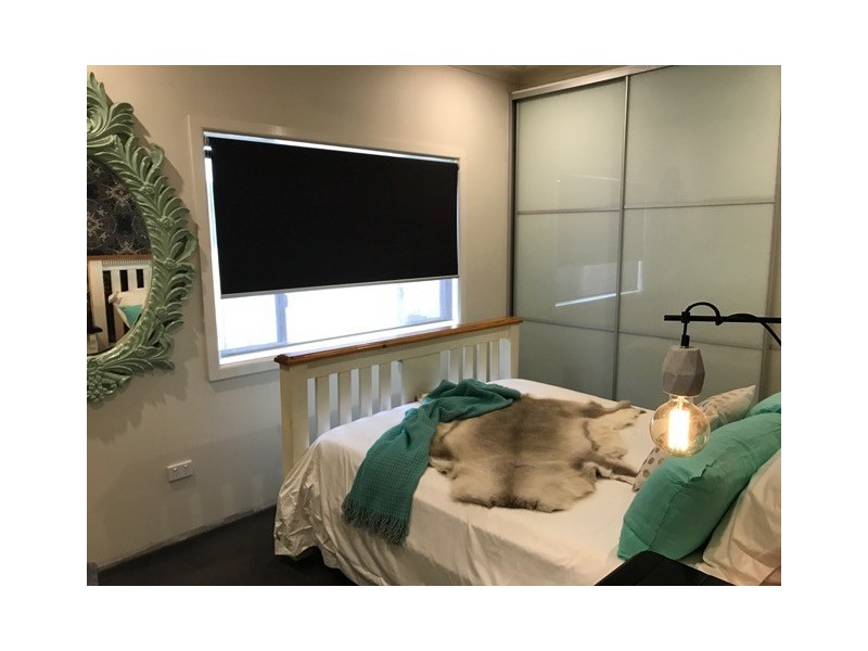 33 Phillips Crescent, Mangerton NSW 2500