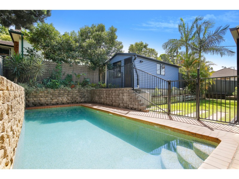 330 Gladstone Avenue, Mount Saint Thomas NSW 2500