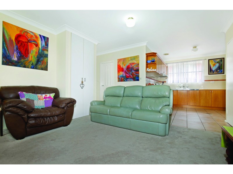 4/1 Brolga Street, Kanahooka NSW 2530