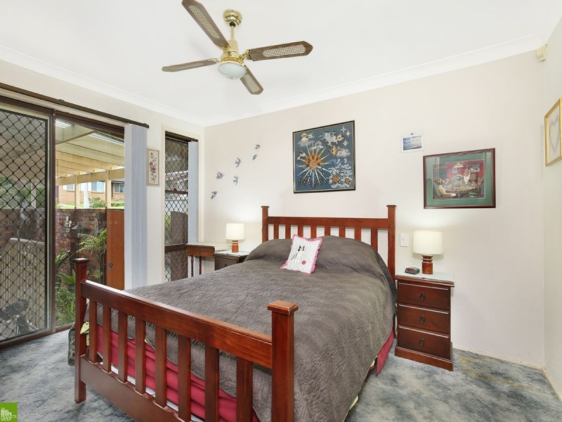 15 Coachwood Drive, Unanderra NSW 2526