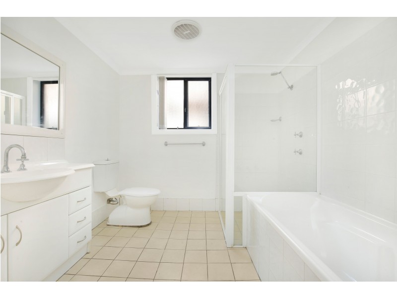 1/18 Hercules Street, Wollongong NSW 2500