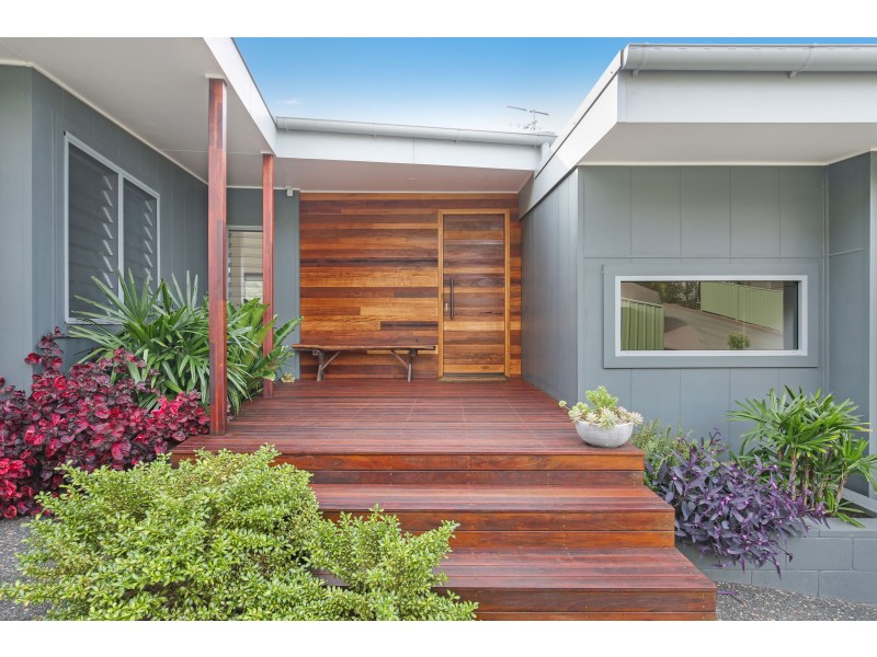 11 Morinda Close, Figtree NSW 2525