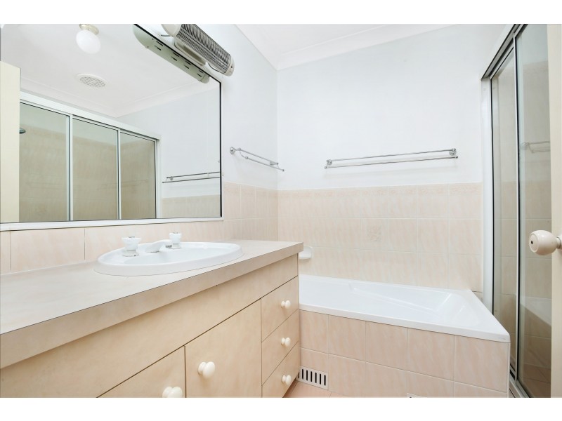 266B Farmborough Road, Farmborough Heights NSW 2526